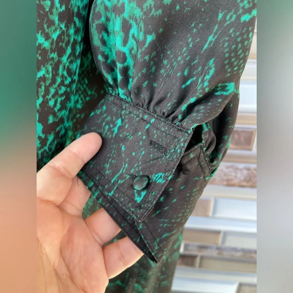 Manoush emerald snake skin print silk dress size 40/8 - Picture 4 of 12